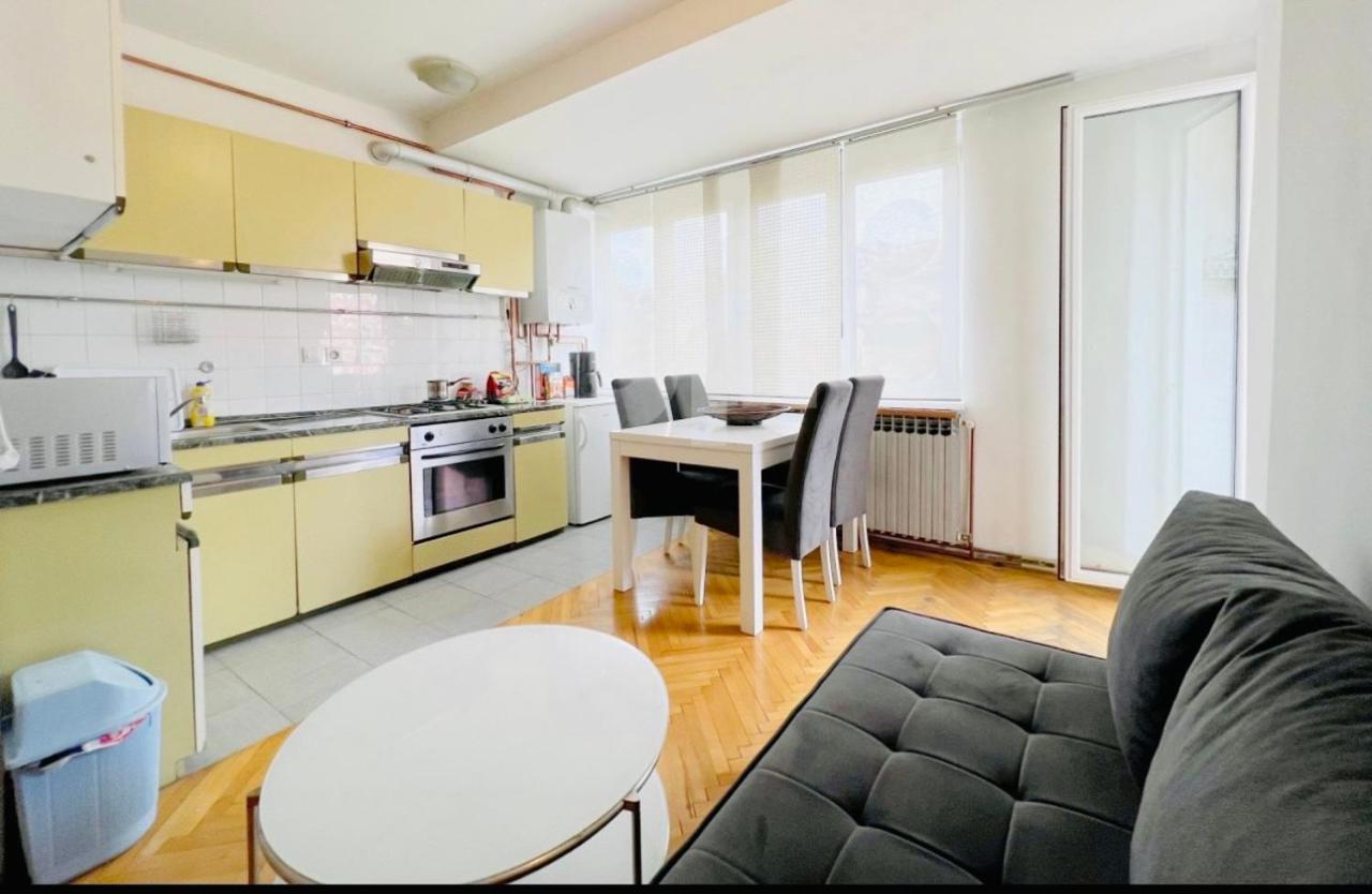 Apartment Baseskija Сараєво Екстер'єр фото